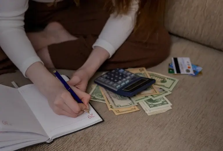 ¿Cómo hacer y mantener un presupuesto mensual que sí funcione?